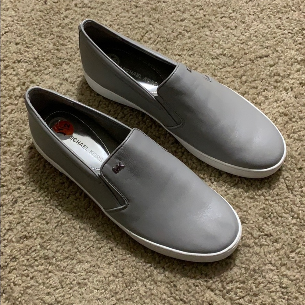 {Micheal Kors} Grey Leather Slip-on Sneakers